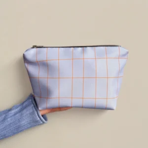 grande trousse de toilette lilas carreaux oranges delangetafel maison volumes lille