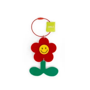 porte clés daisy rouge helio ferretti maison volumes lille 2