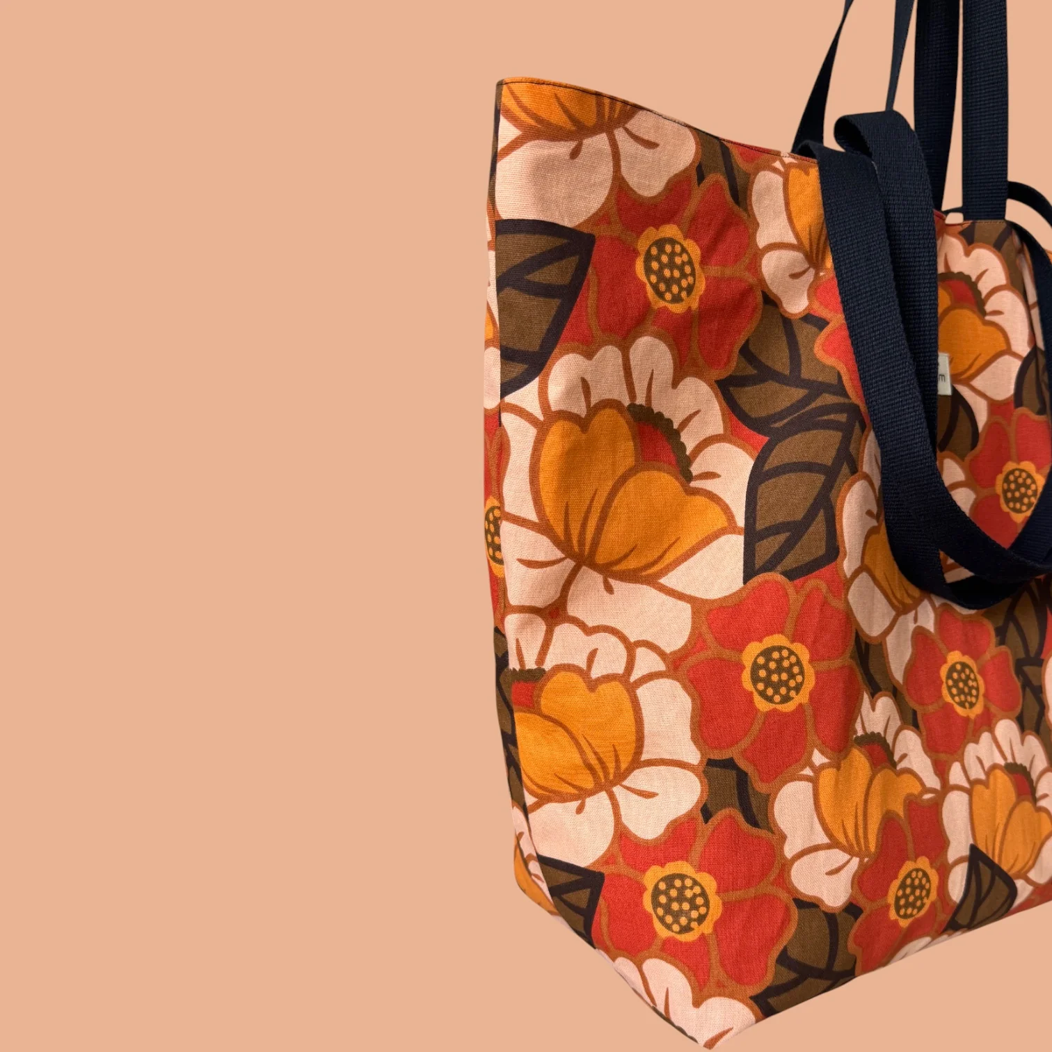 maxi totebag fleuri 70 s zoommaison poumpoum maison volumes saint andré lez lille