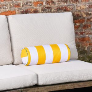 coussin babel brune s rayures jaunes blanches outdoor 3
