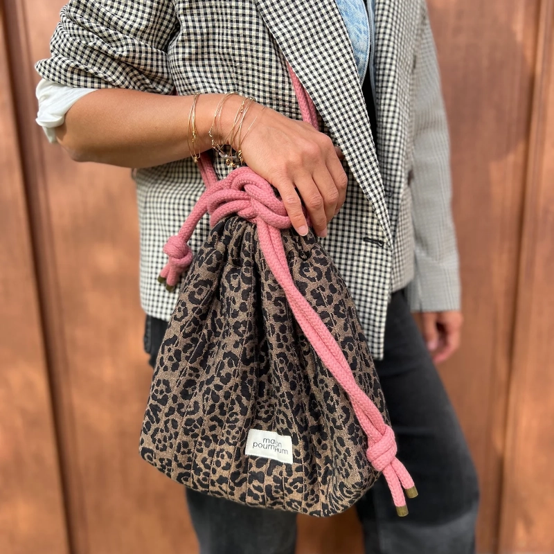 mini sac bourse cordon maison poumpoum leopard 2