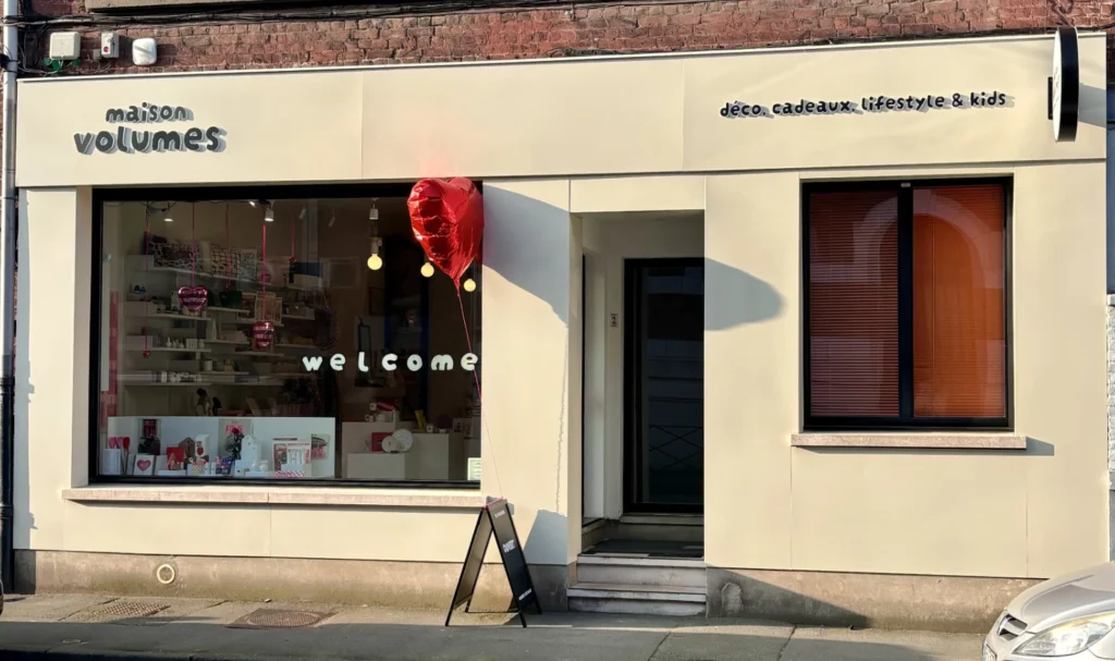 vitrine 2 bienvenue a la maison