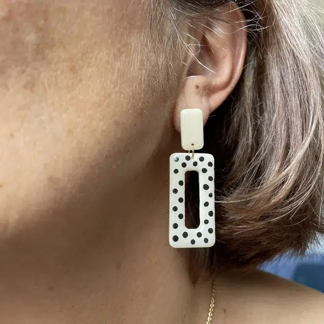boucles d'oreilles marcus moutarde